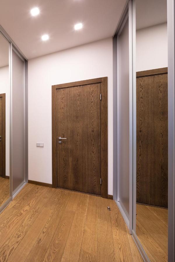 Riga Riverside Spacious One Bedroom Apartment Экстерьер фото