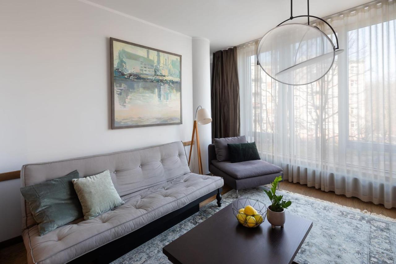 Riga Riverside Spacious One Bedroom Apartment Экстерьер фото